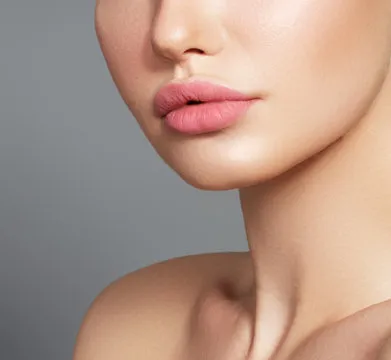 Preenchimento labial perto de mim